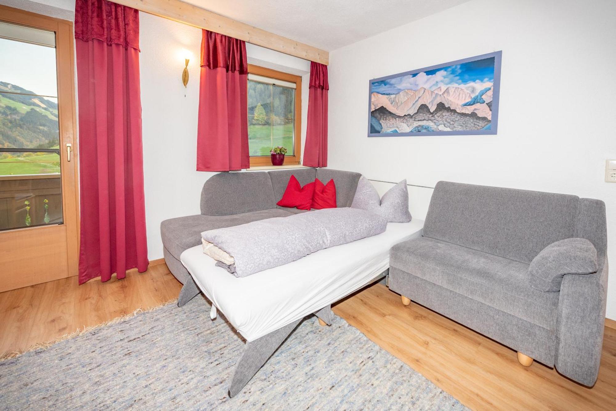 Ferienwohnung Ausblick Zillertal Hainzenberg Exterior foto
