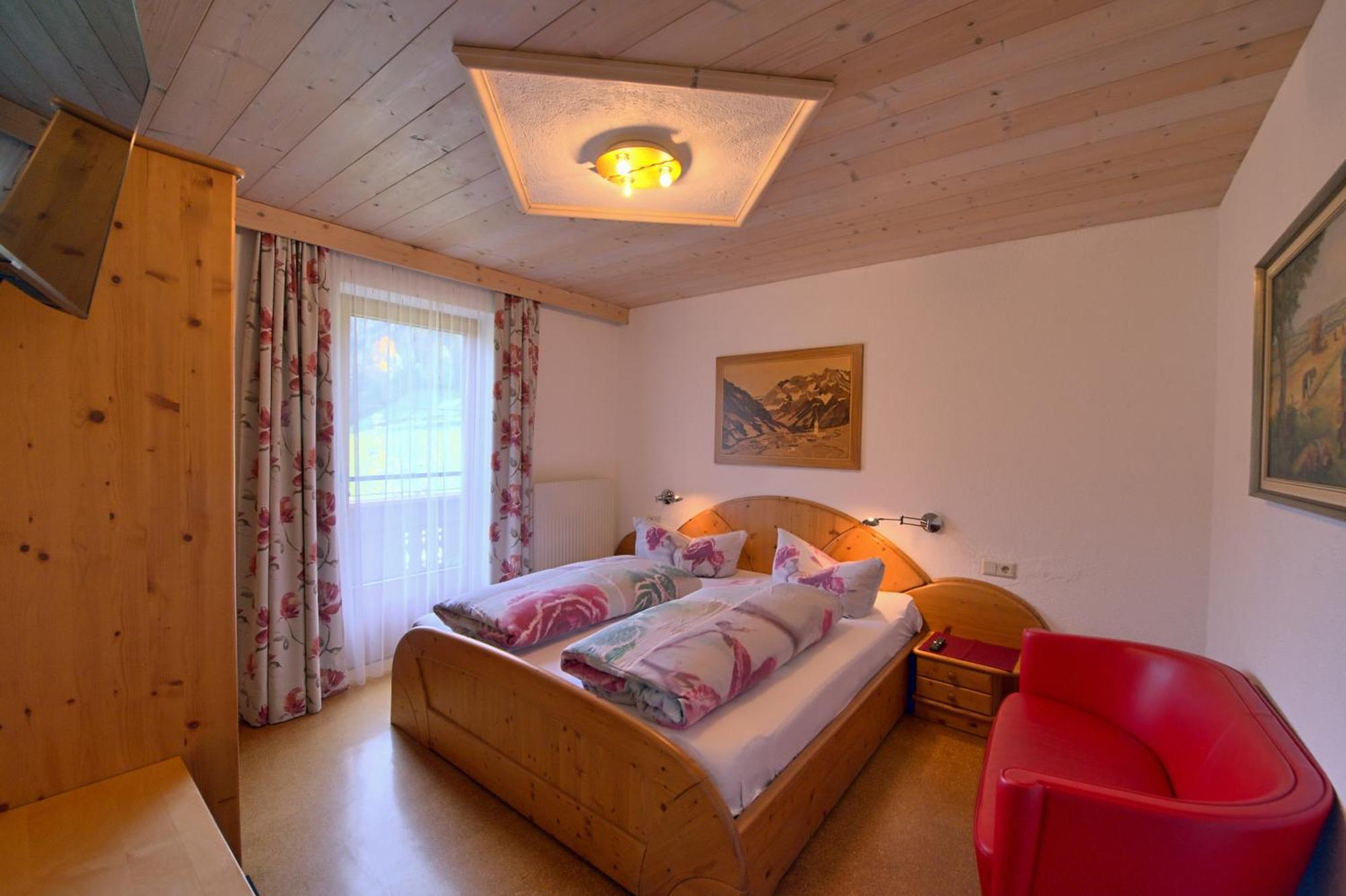 Ferienwohnung Ausblick Zillertal Hainzenberg Exterior foto
