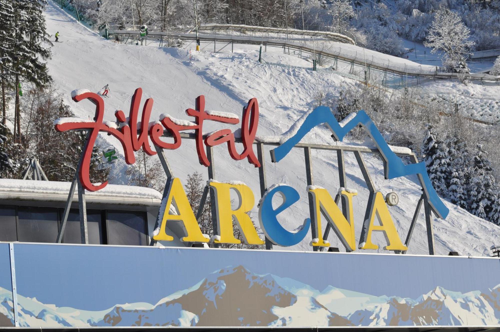 Ferienwohnung Ausblick Zillertal Hainzenberg Exterior foto